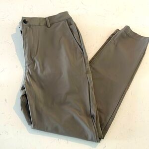 Cuts AO Jogger Slim Fit